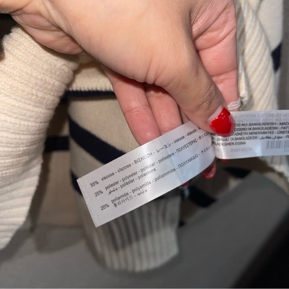 Zara | Cream and Navy Striped Knit Sweater Size: small - Picture 6 of 7